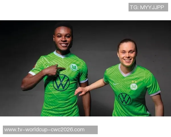 绿色足球球衣引领环保潮流助力可持续发展与运动时尚的完美结合 绿色足球球衣引领环保潮流助力可持续发展与运动时尚的完美结合